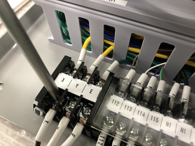 ビル電気工事、故障や交換業務はテクノマインまで